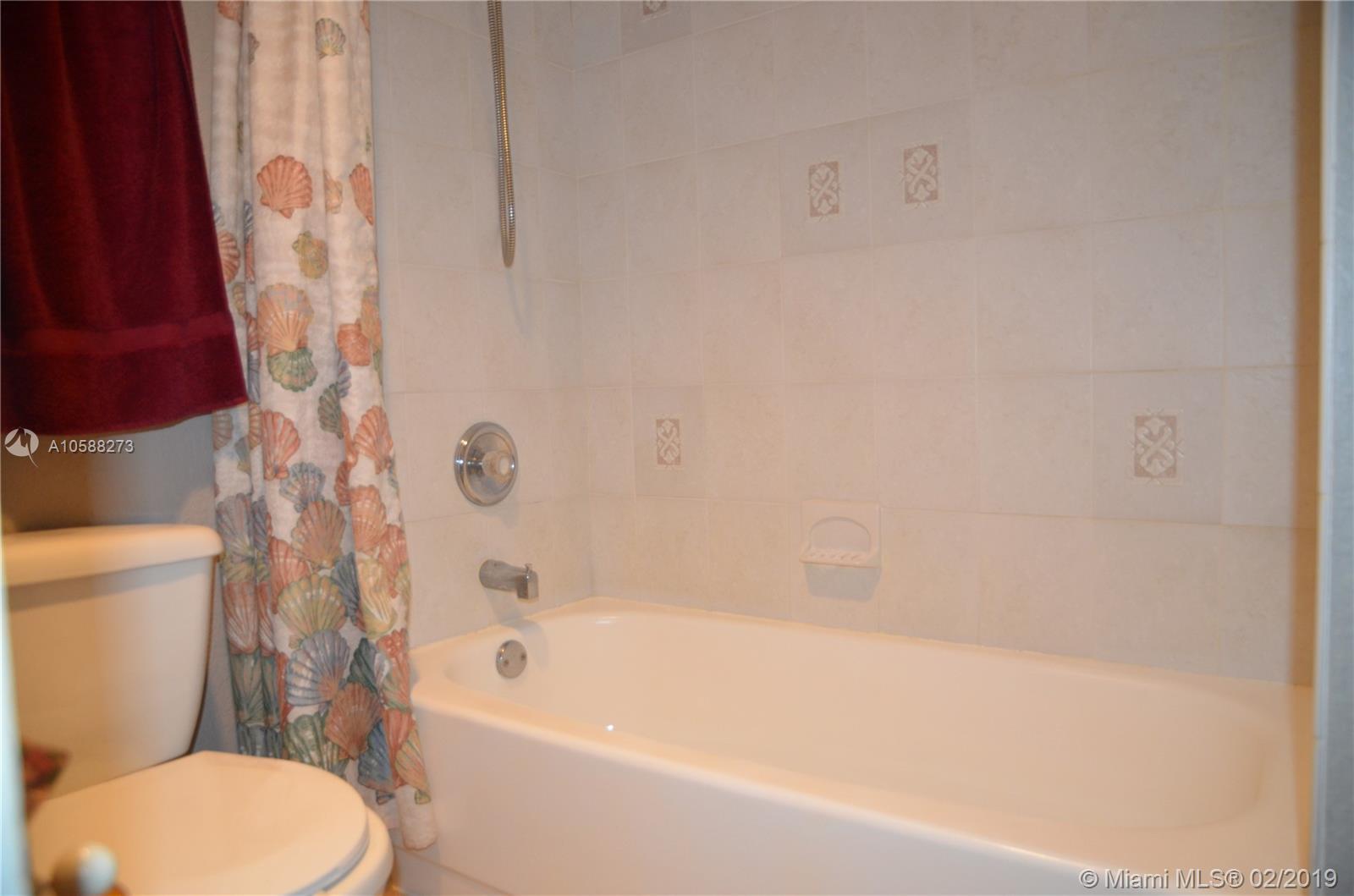 FLAMENCO CONDO TOWER I - Residential