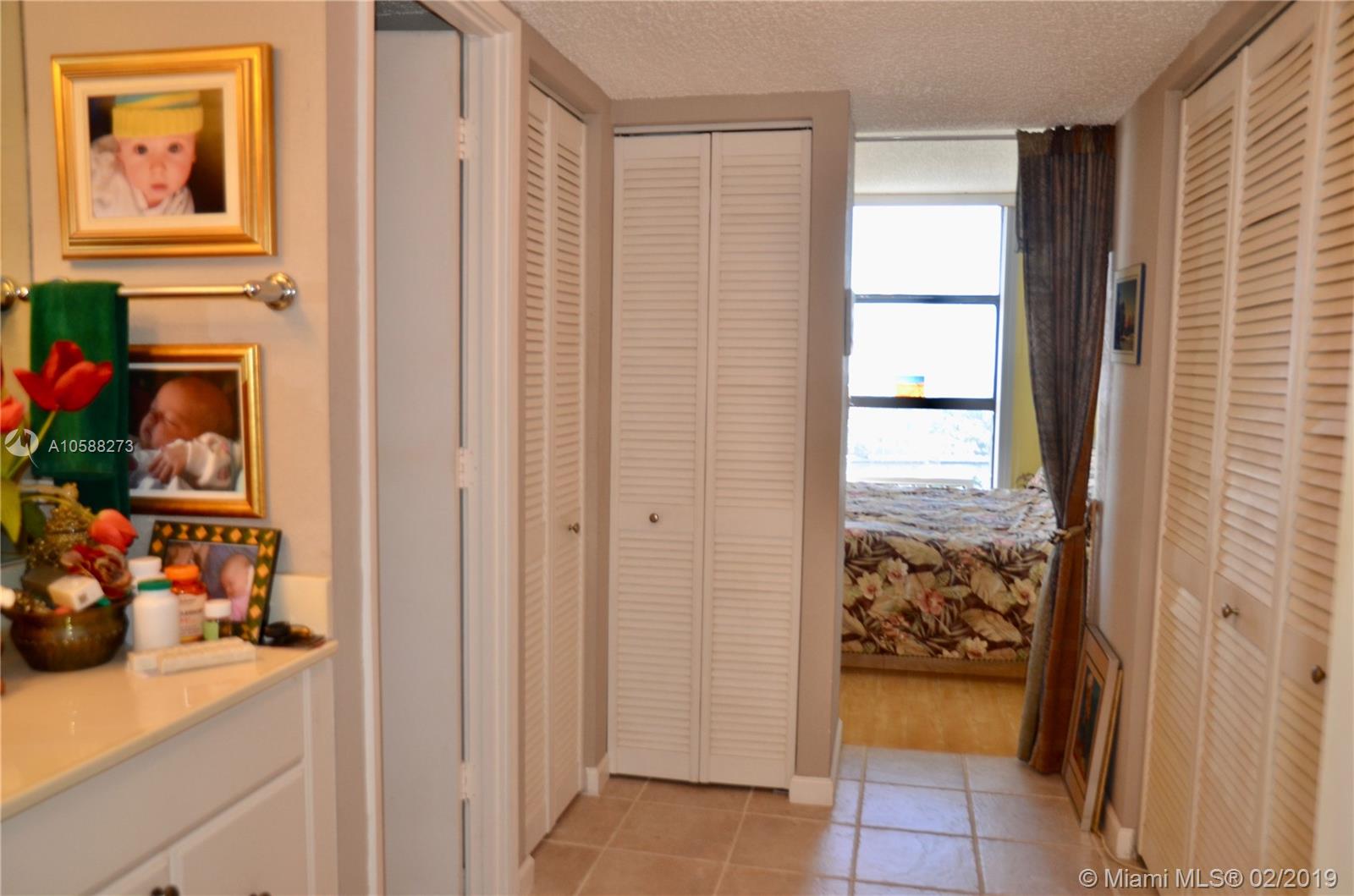 FLAMENCO CONDO TOWER I - Residential