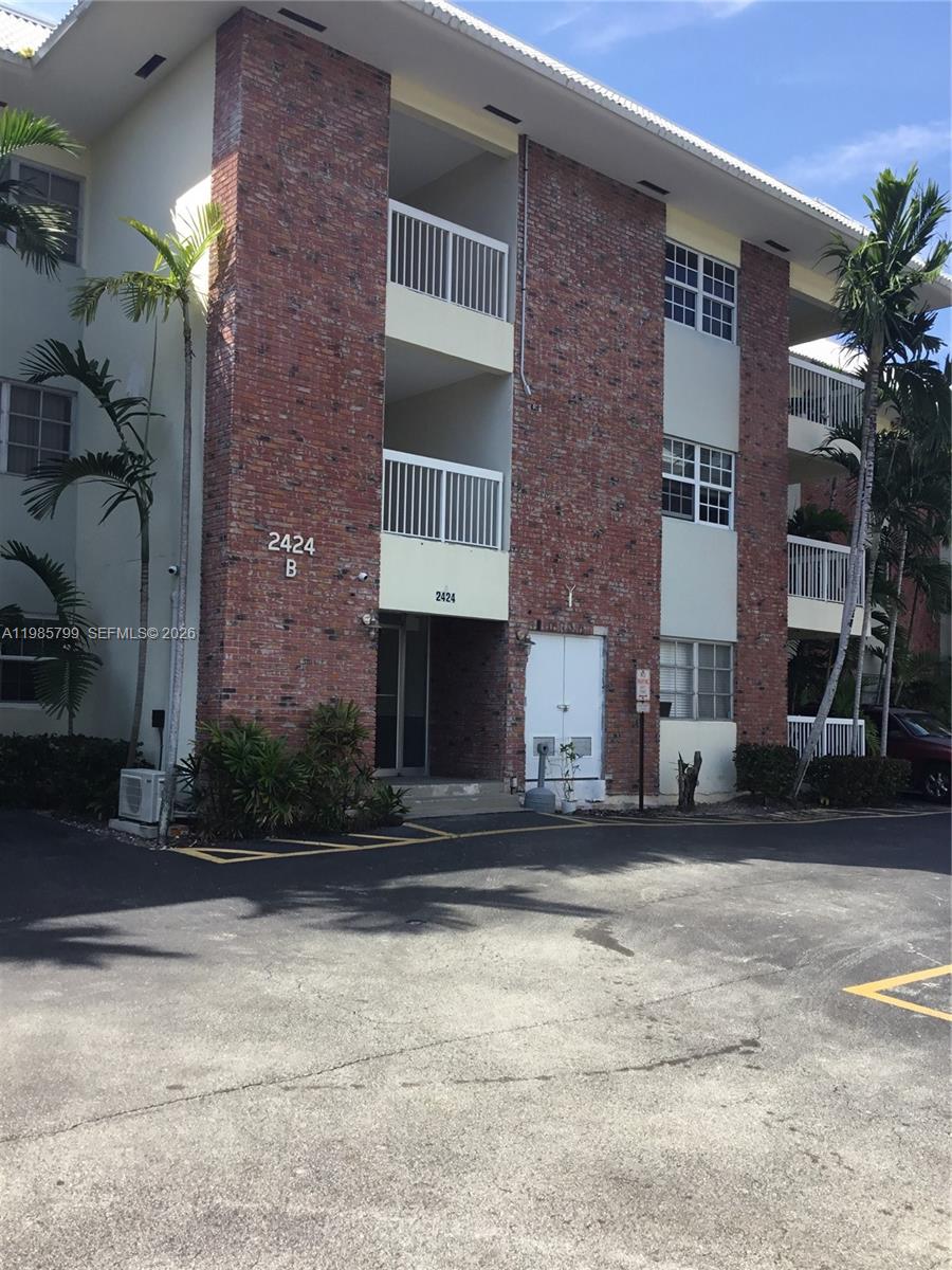 VILLAGE AT HARBOR BEACH C - Residential