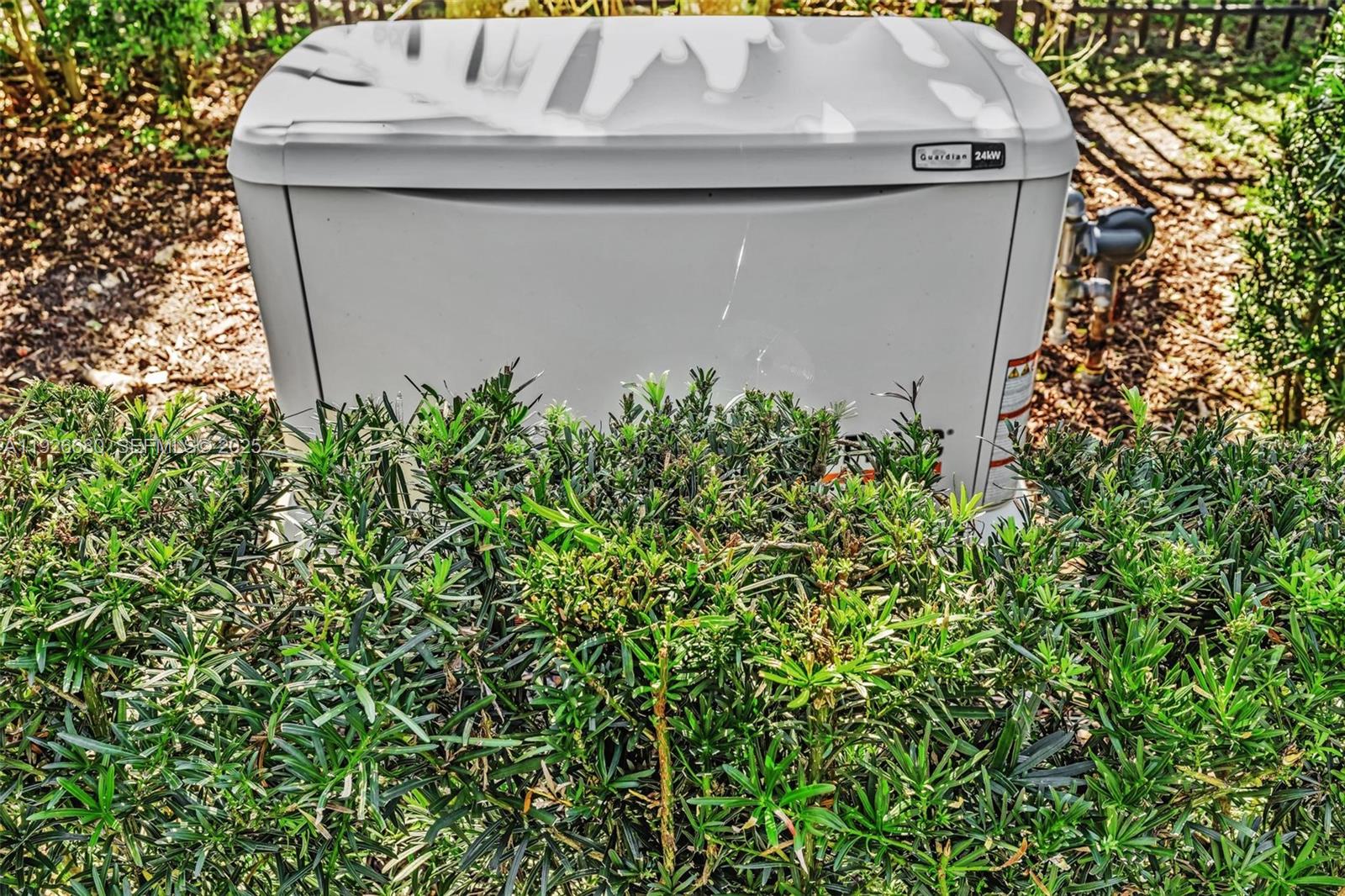 PARKLAND ROYALE - Residential