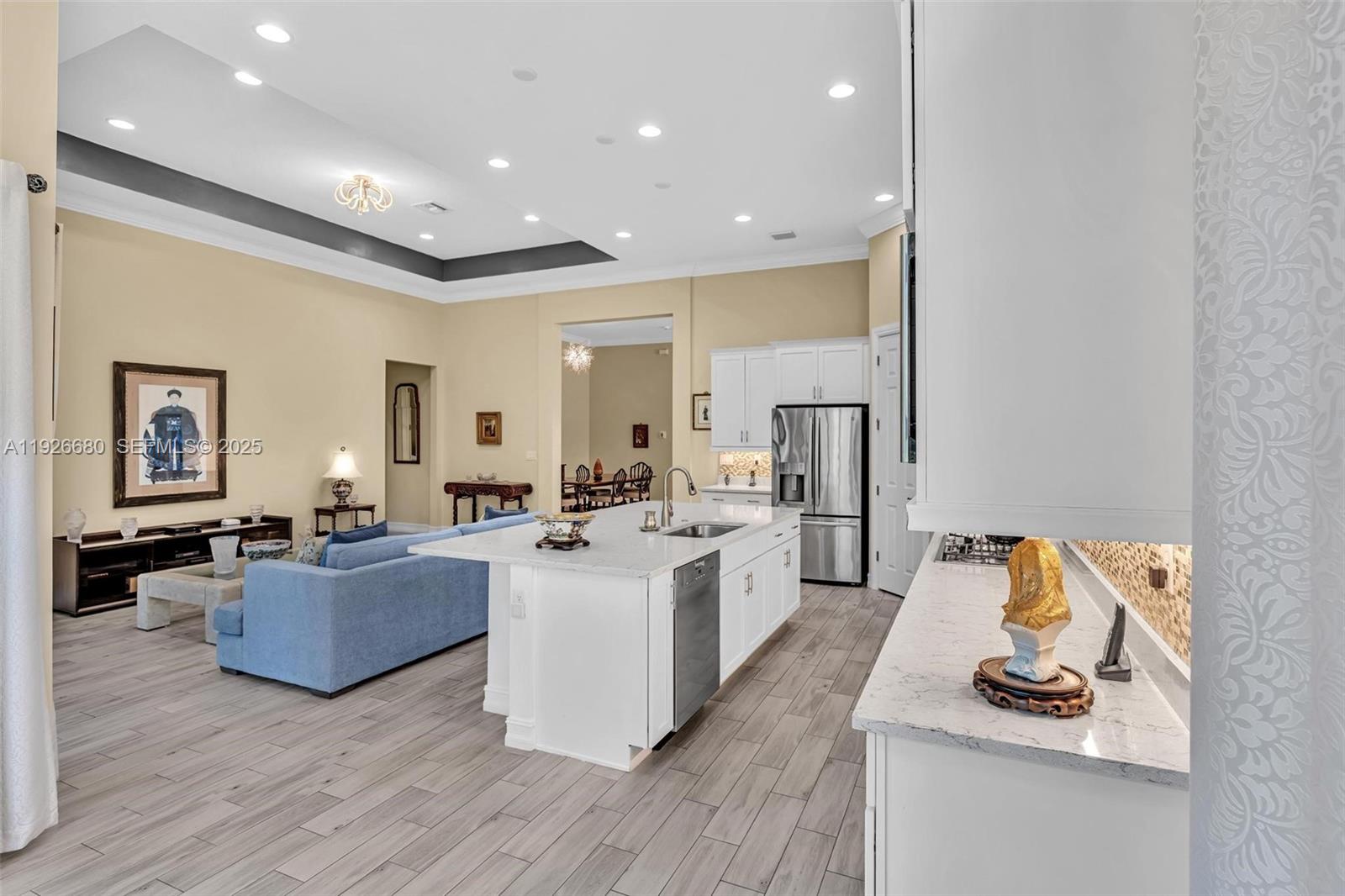 PARKLAND ROYALE - Residential