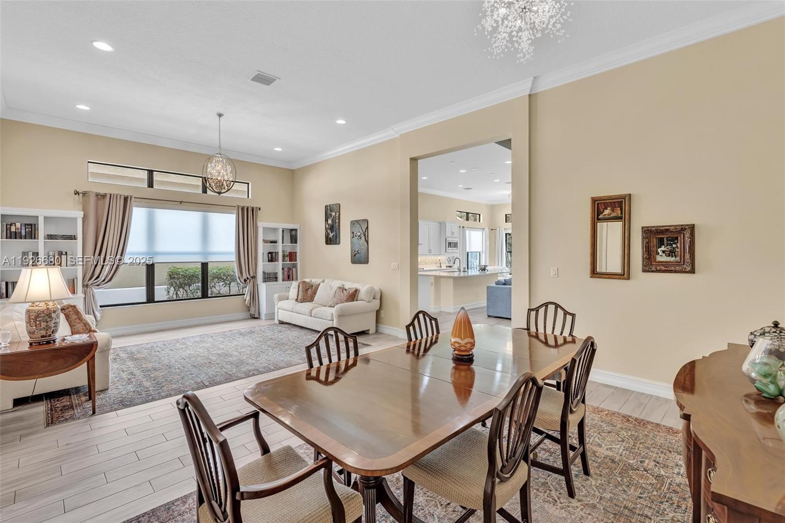 PARKLAND ROYALE - Residential