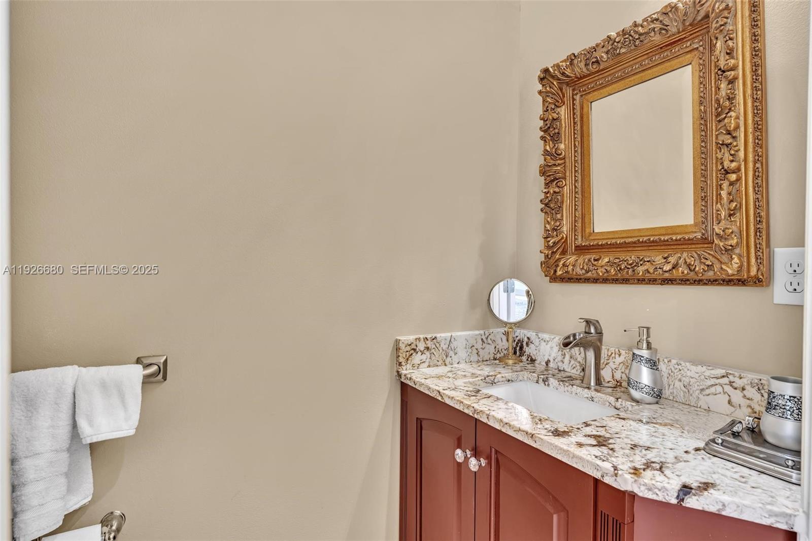 PARKLAND ROYALE - Residential