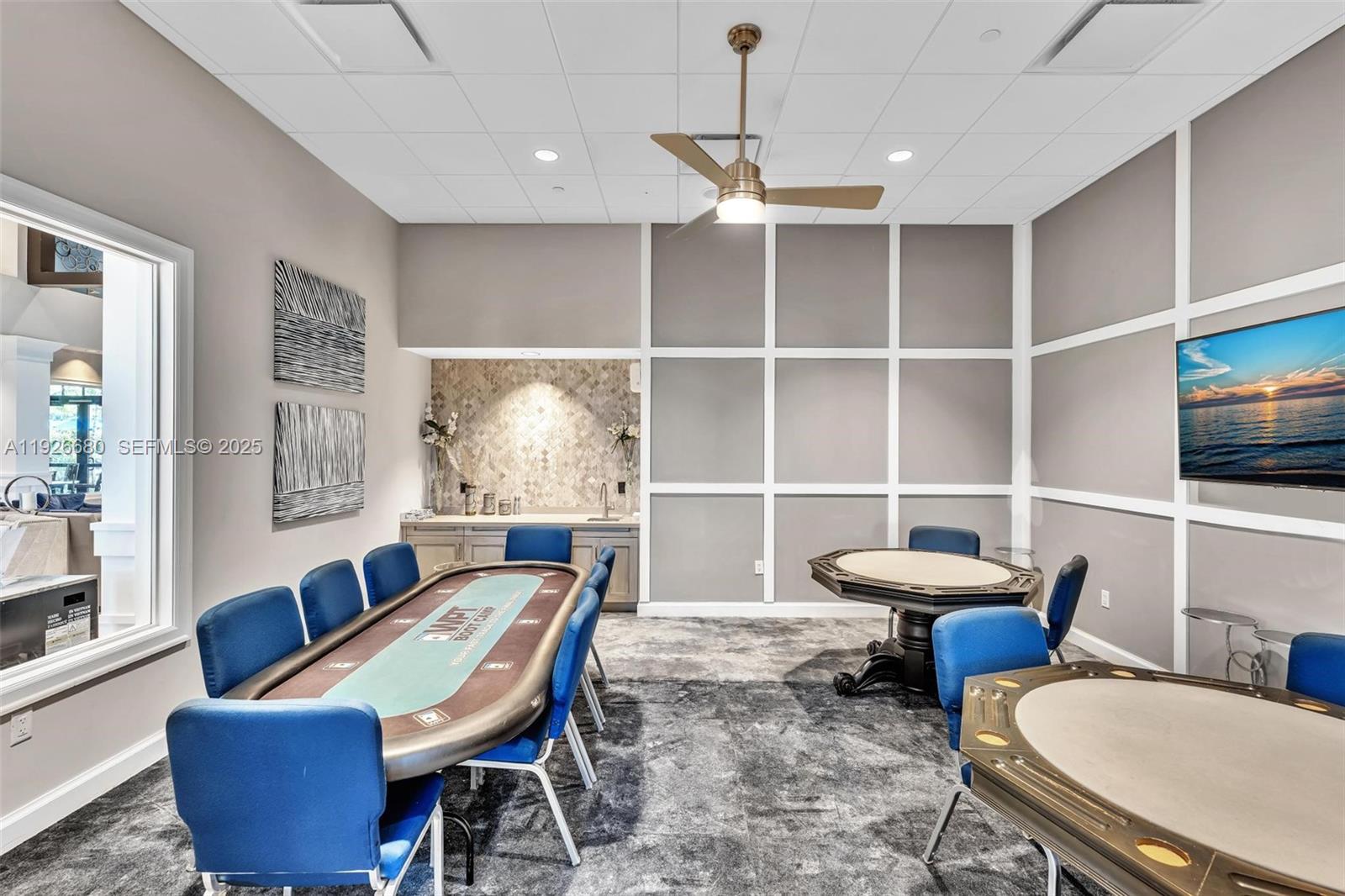 PARKLAND ROYALE - Residential