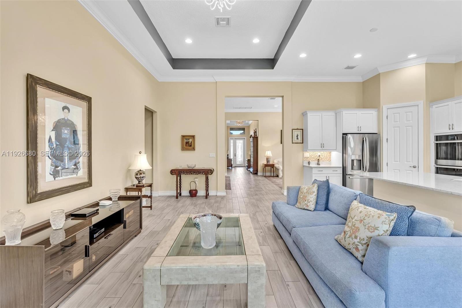 PARKLAND ROYALE - Residential