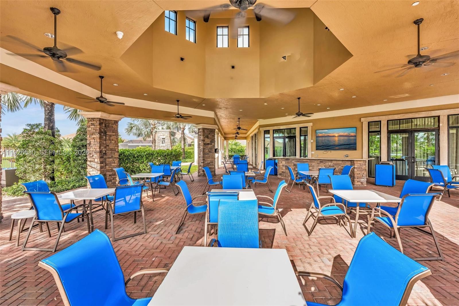 PARKLAND ROYALE - Residential