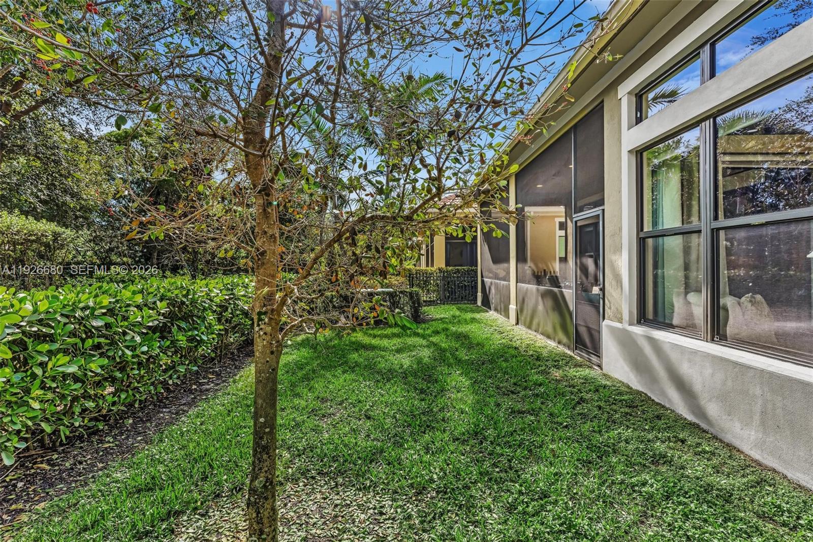 PARKLAND ROYALE - Residential