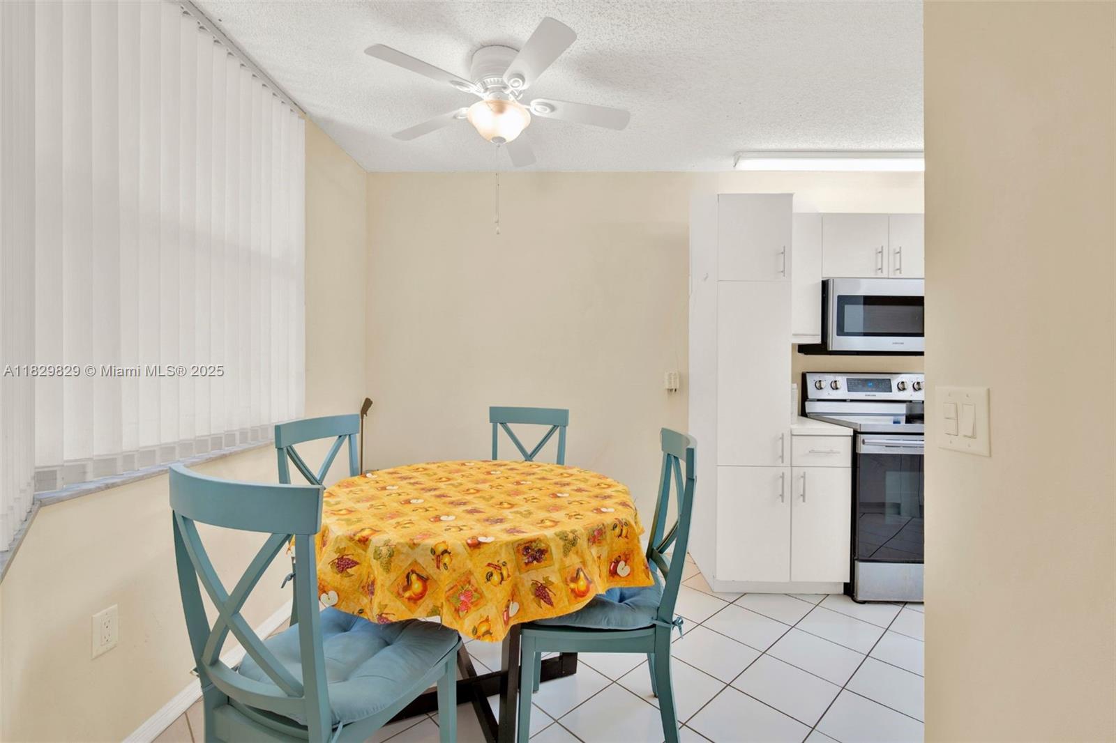 SUNRISE LAKES 194 CONDO - Residential