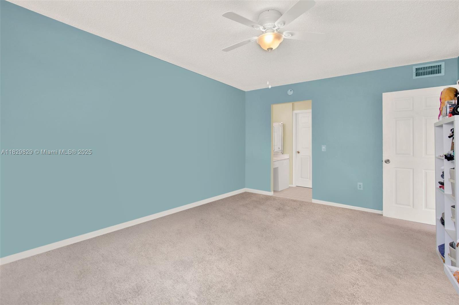 SUNRISE LAKES 194 CONDO - Residential