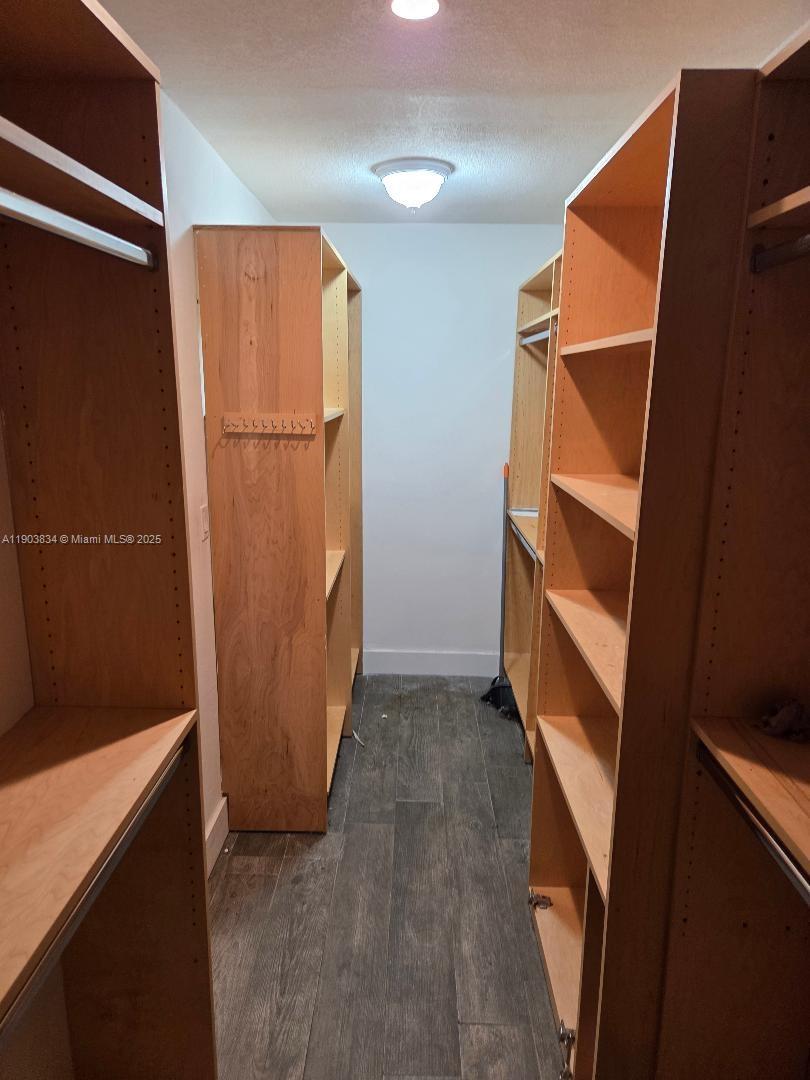 LAKE CATALINA - Residential Lease