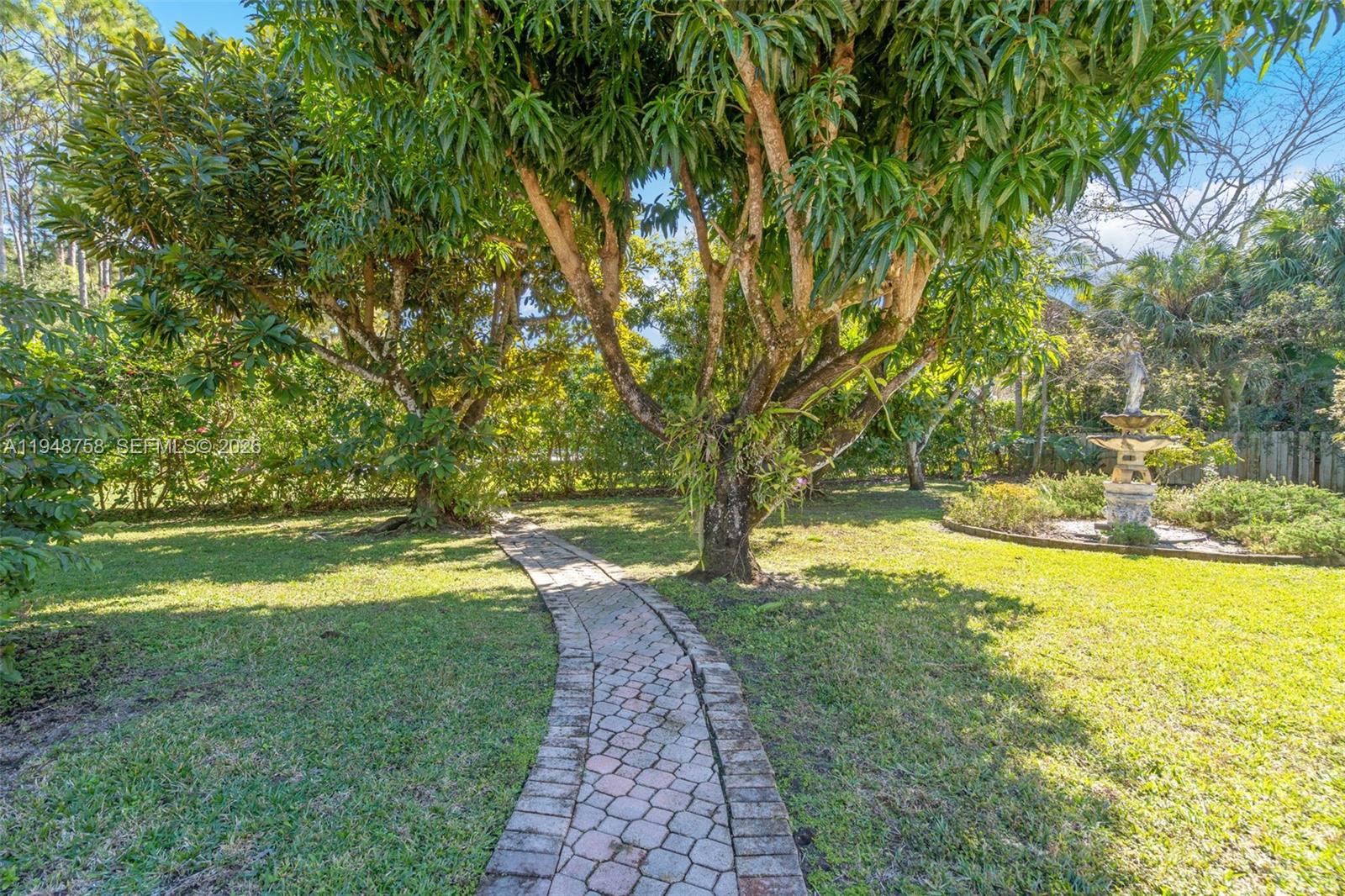 HILLCREST ESTATES - Residential