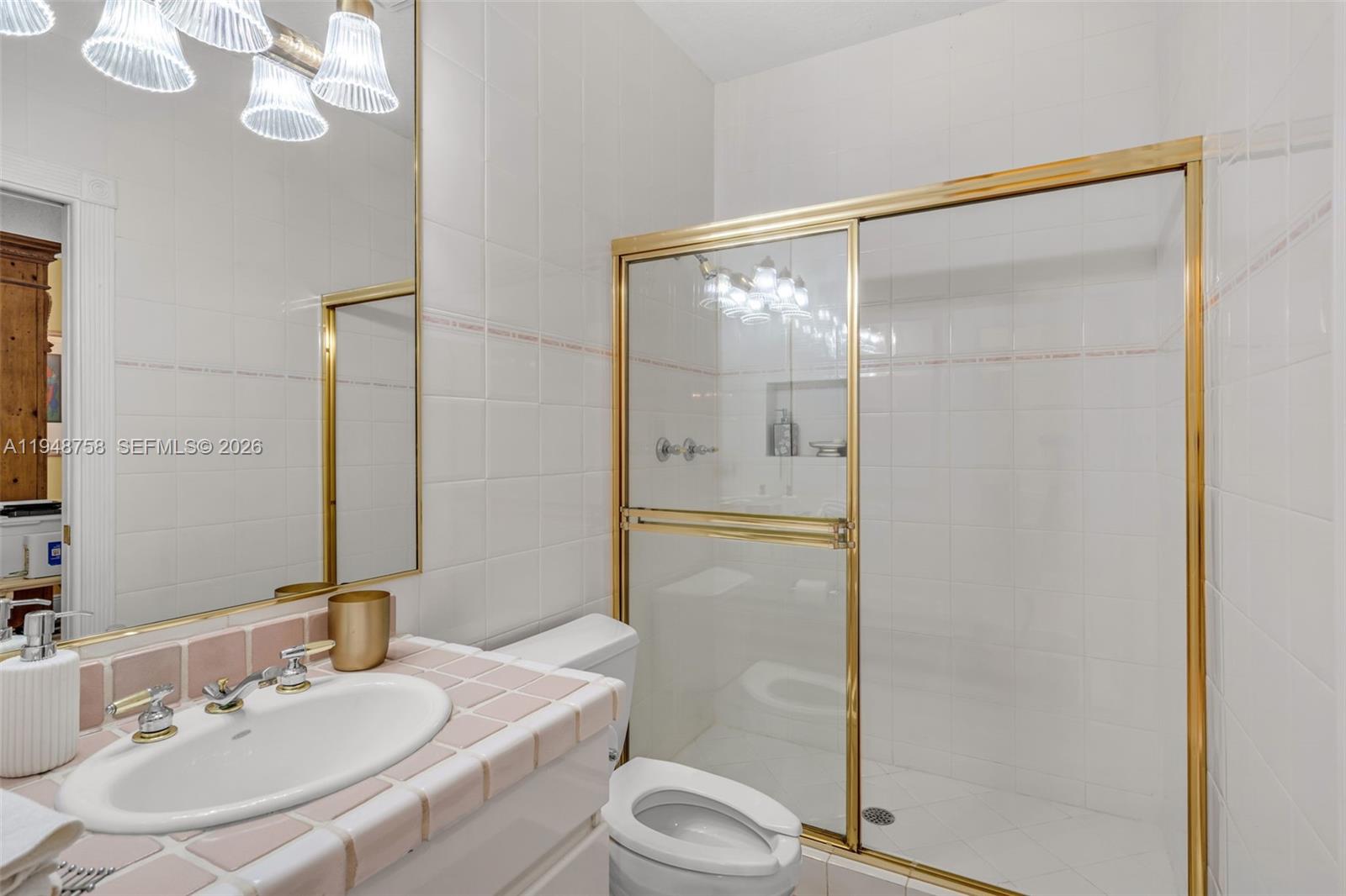 HILLCREST ESTATES - Residential