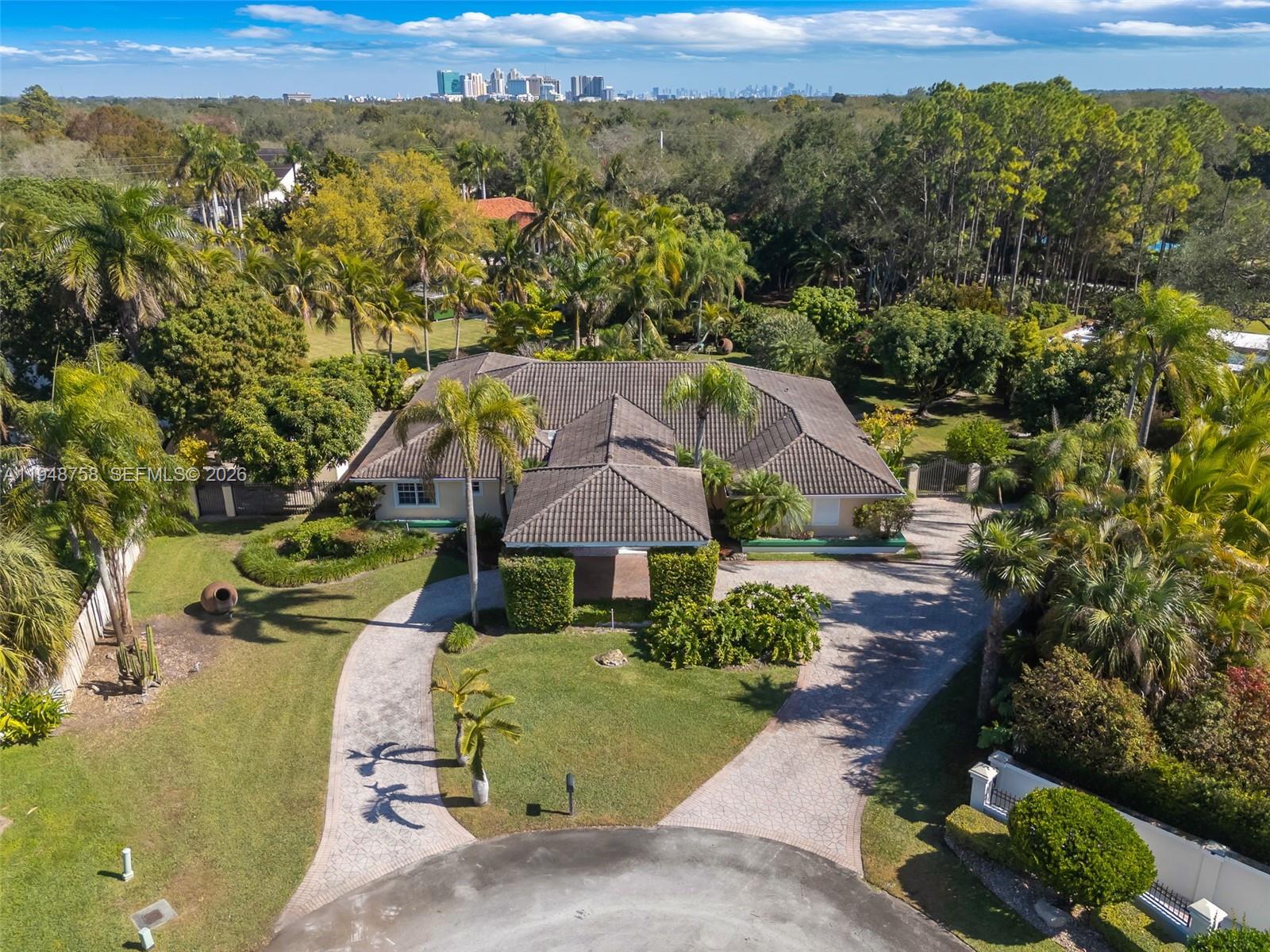 HILLCREST ESTATES - Residential