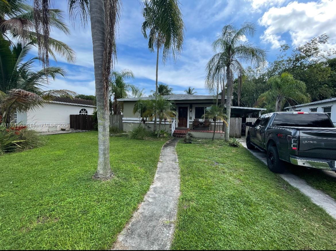 2530 Fillmore St, Hollywood, Broward County, Florida - 3 Bedrooms  
3 Bathrooms - 