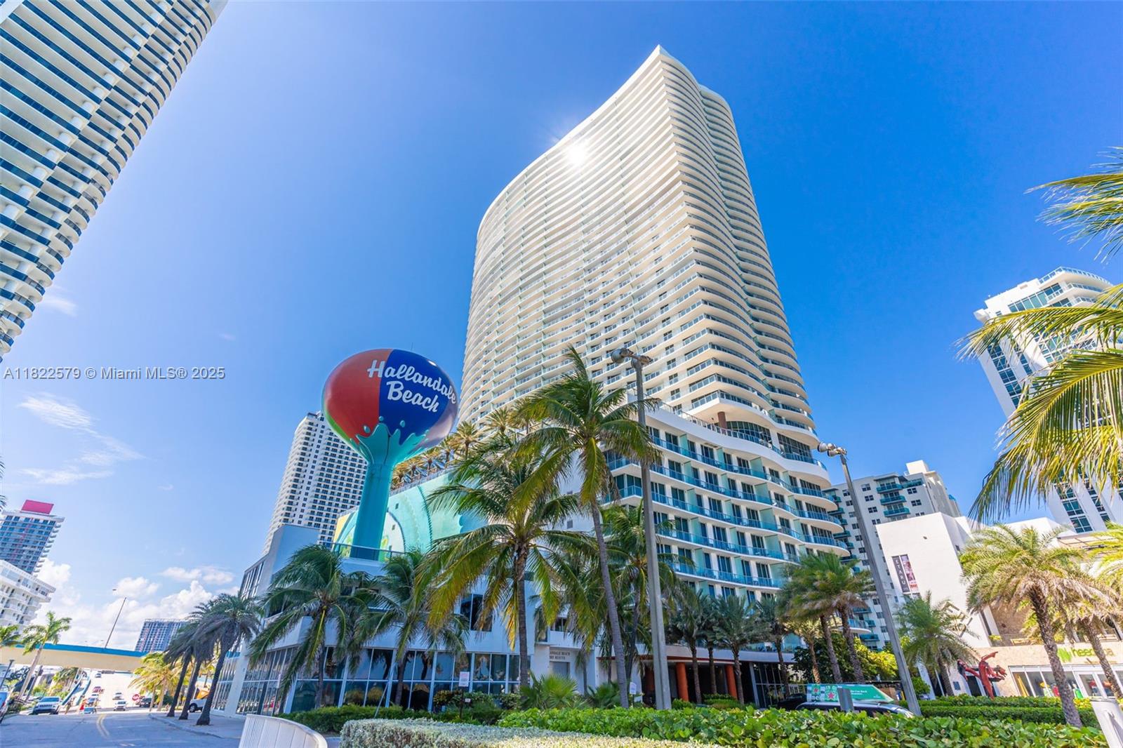 4111 S Ocean Dr 2908, Hollywood, Broward County, Florida - 2 Bedrooms  
2 Bathrooms - 