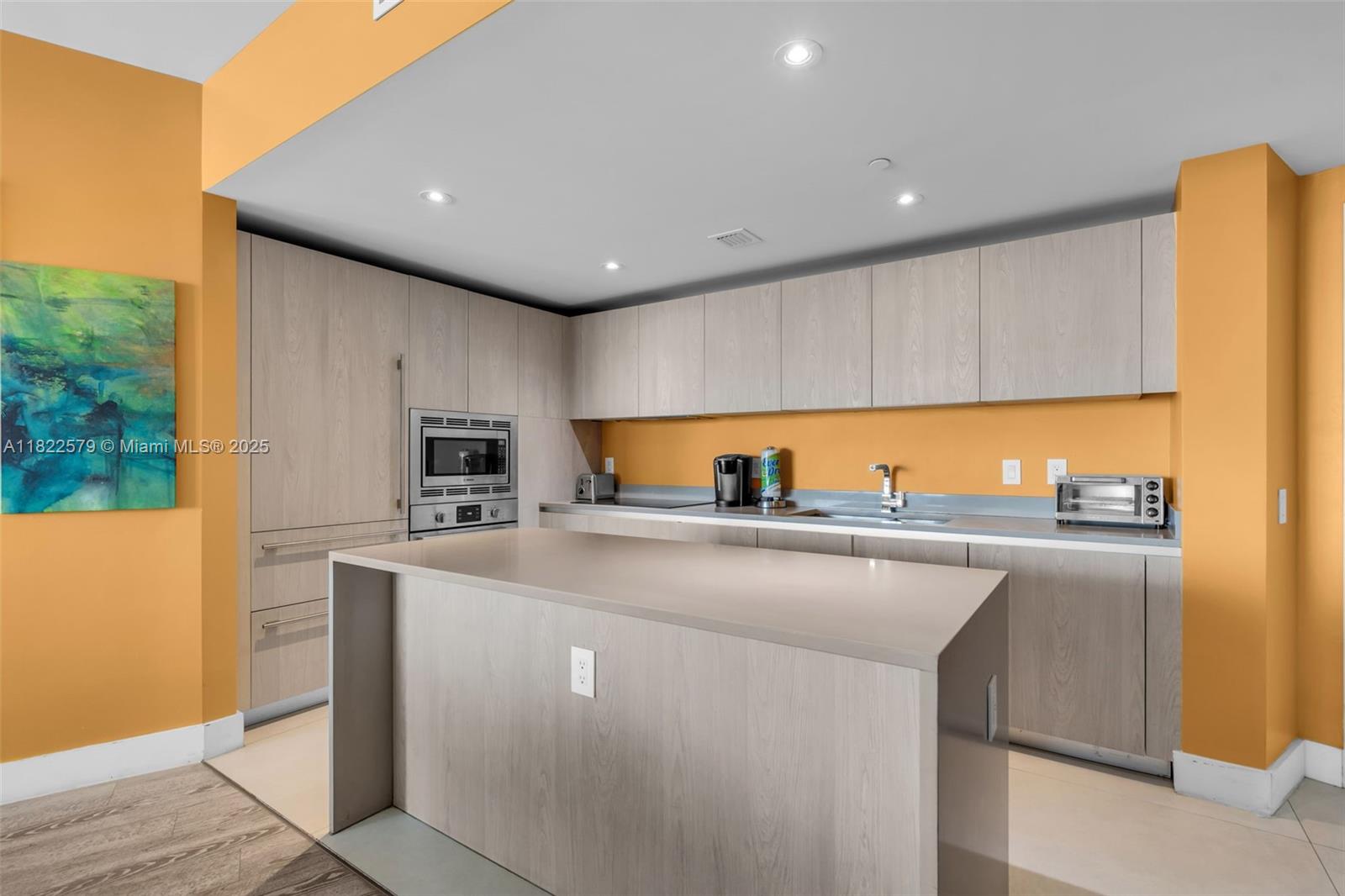 4111 SOUTH OCEAN DRIVE CO - Residential