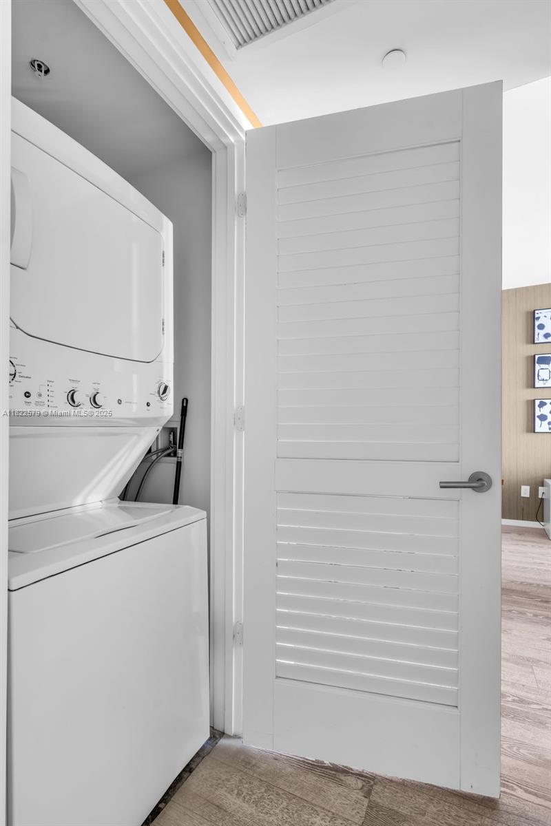 4111 SOUTH OCEAN DRIVE CO - Residential