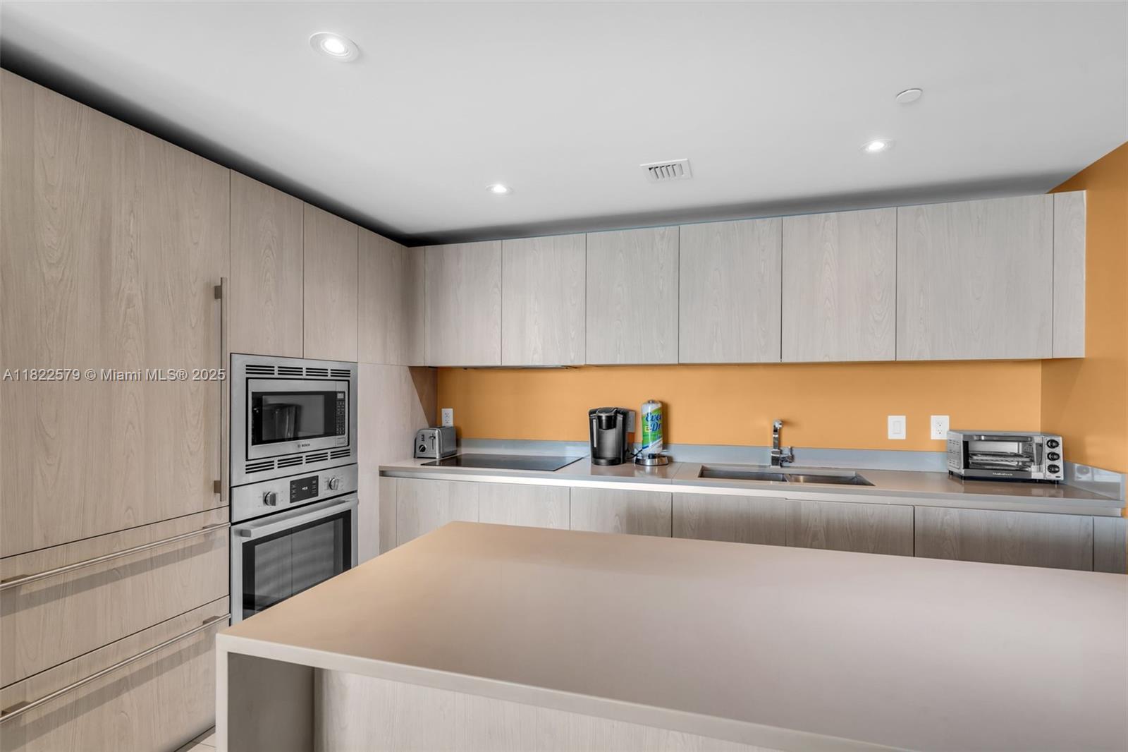 4111 SOUTH OCEAN DRIVE CO - Residential