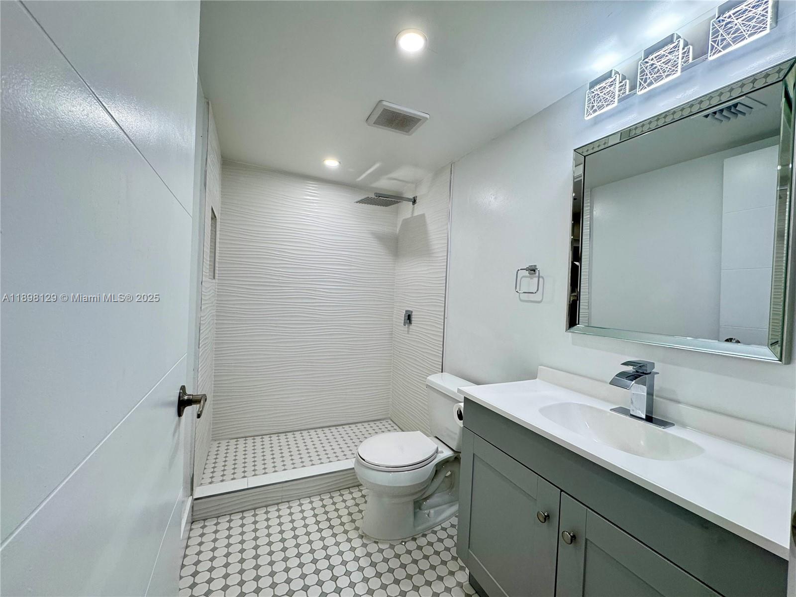 MIRASSOU CONDO - Residential Lease