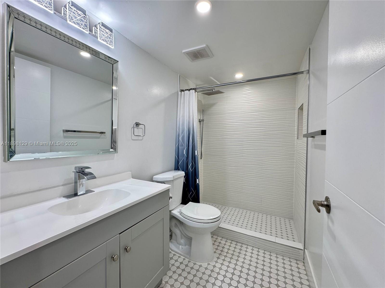 MIRASSOU CONDO - Residential Lease