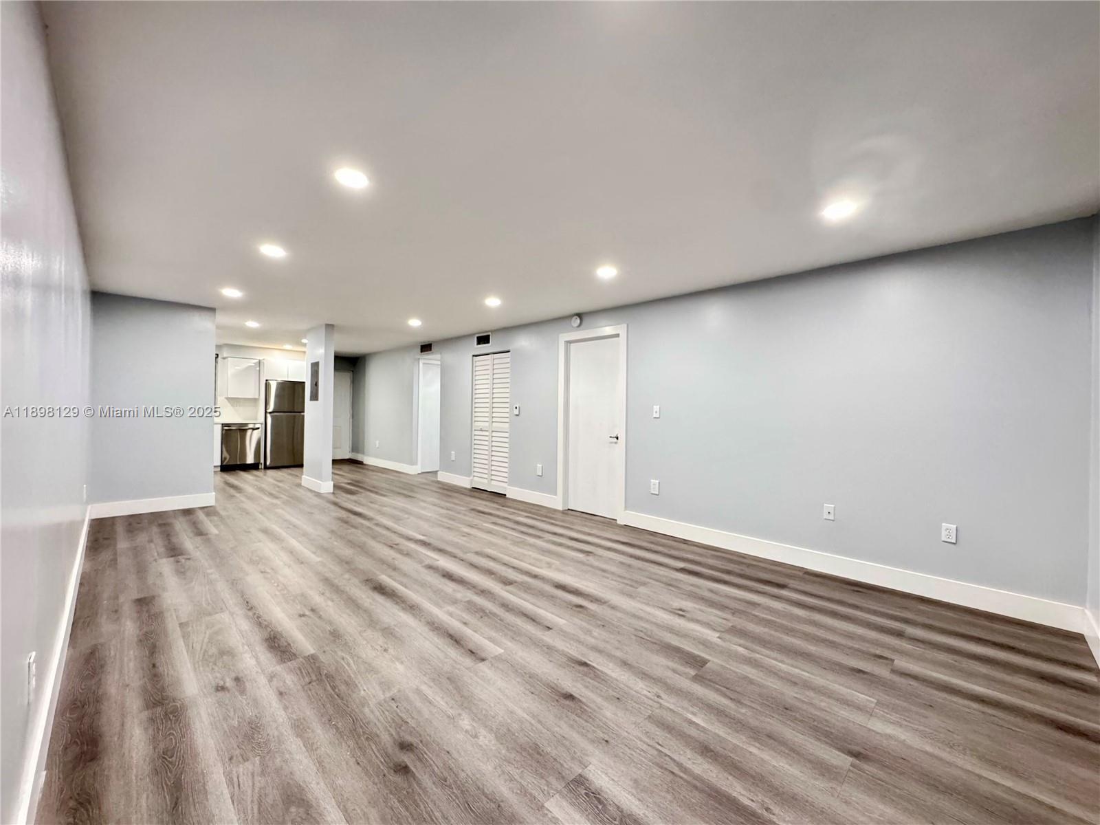 MIRASSOU CONDO - Residential Lease