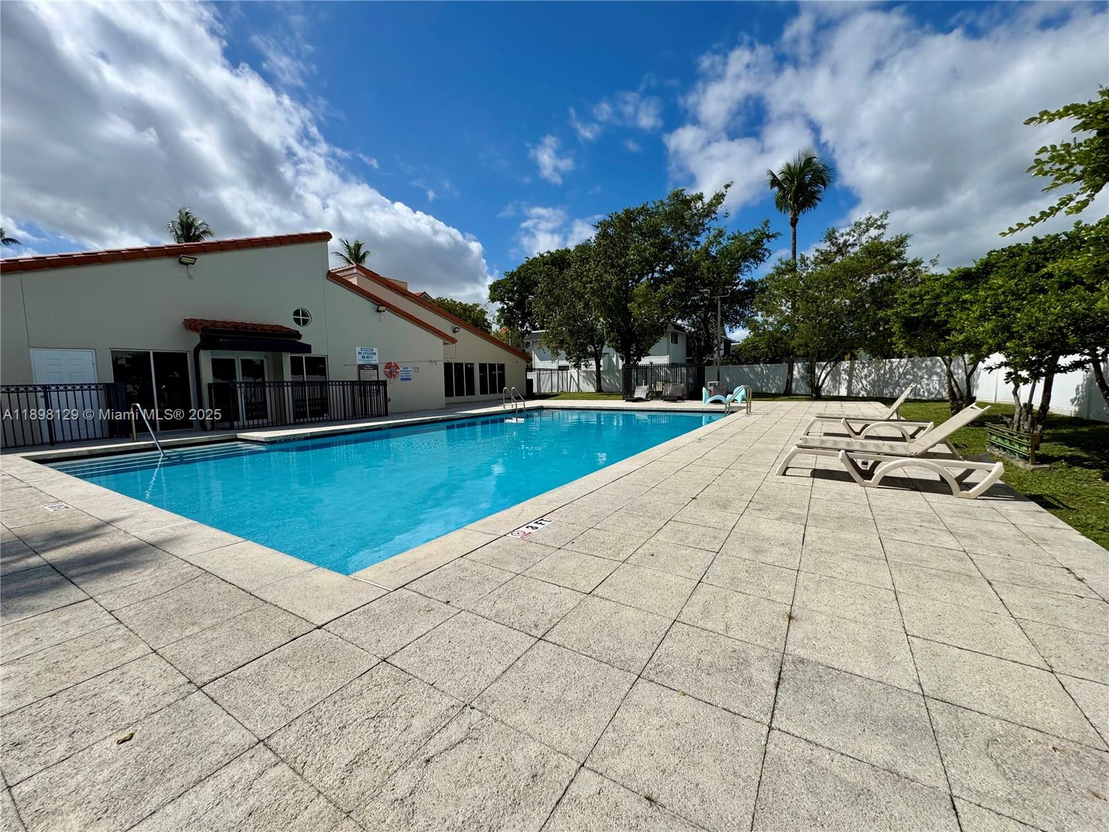 MIRASSOU CONDO - Residential Lease