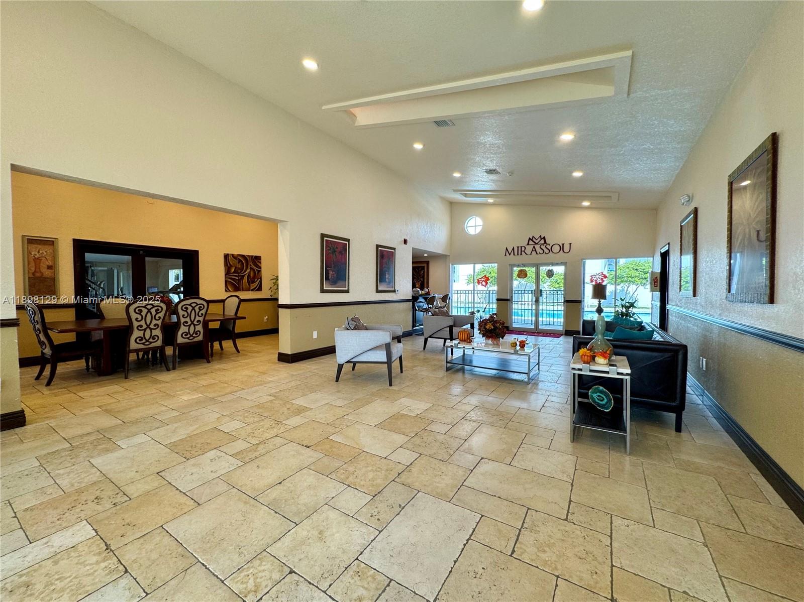 MIRASSOU CONDO - Residential Lease