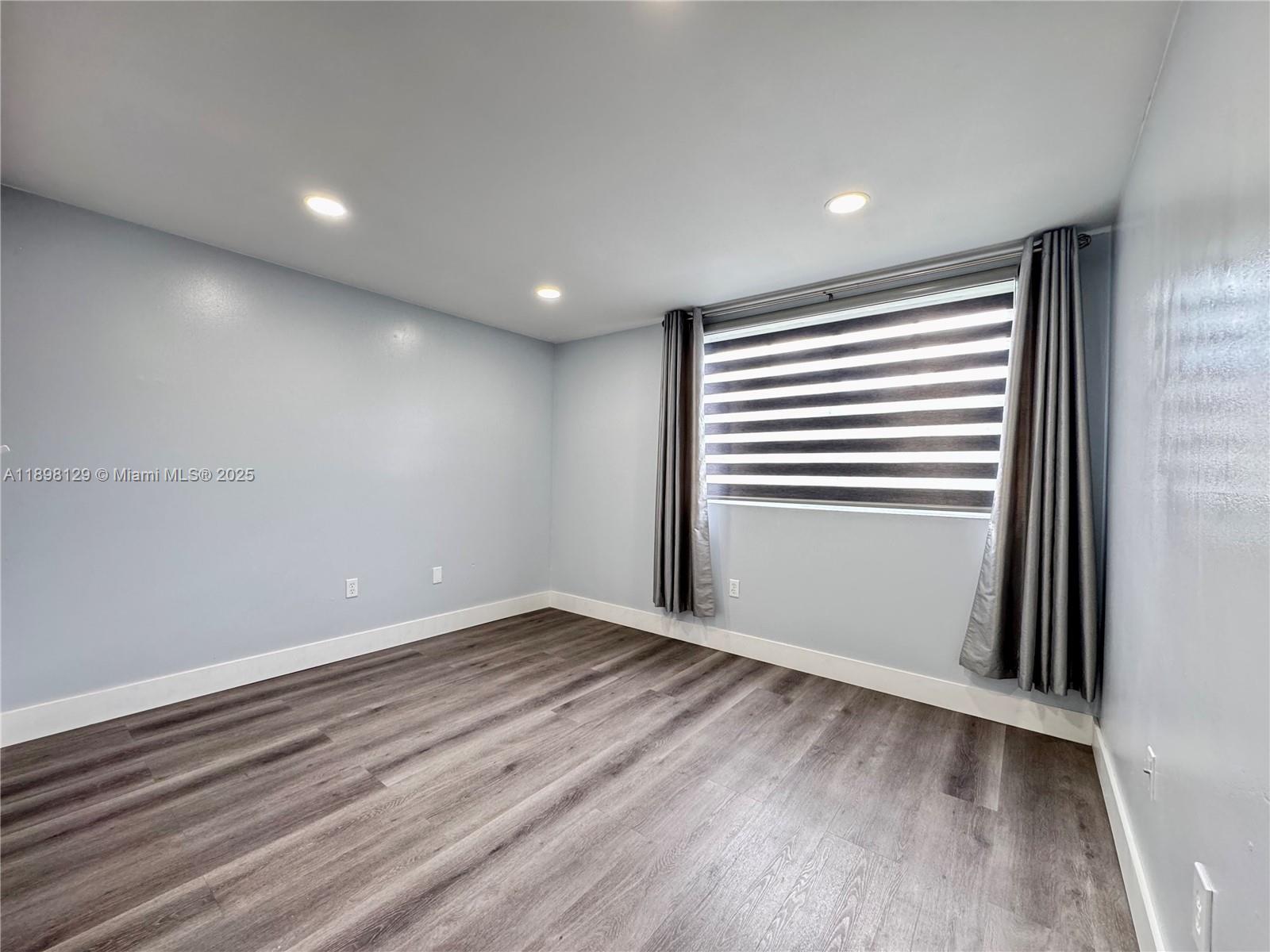 MIRASSOU CONDO - Residential Lease