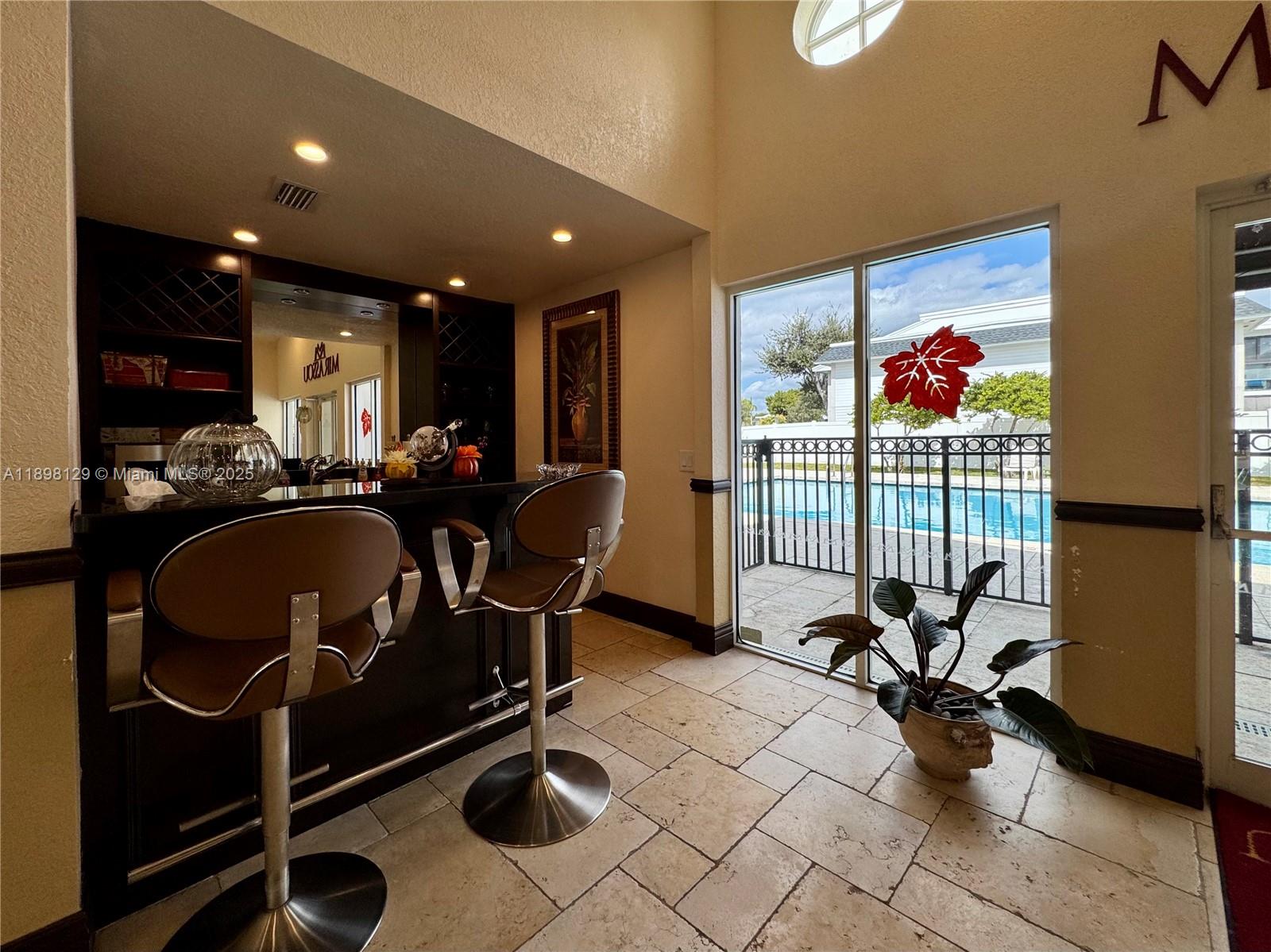 MIRASSOU CONDO - Residential Lease