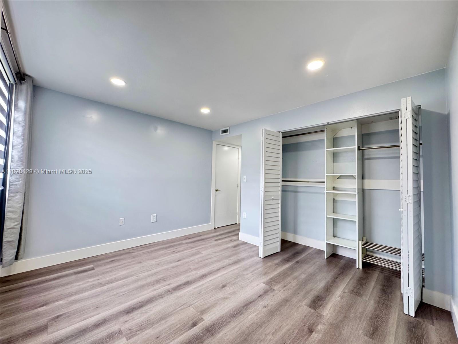 MIRASSOU CONDO - Residential Lease