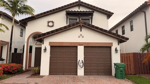 Photo of 10229 NW 87th Ter, Doral, FL 33178 (MLS # A12065132)