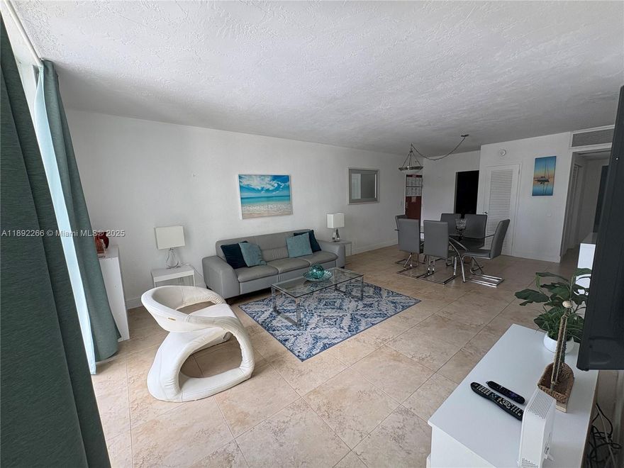 turn-key furnished rental in Hollywood Beach! The Tides at Hollywood is a beautful oceanfront building with resort-style amenities. Walking distance to restaurants and Walmart Supercenter, close to Aventura and Fort Lauderdale Airport. Unit can be rented Annualy and short term.