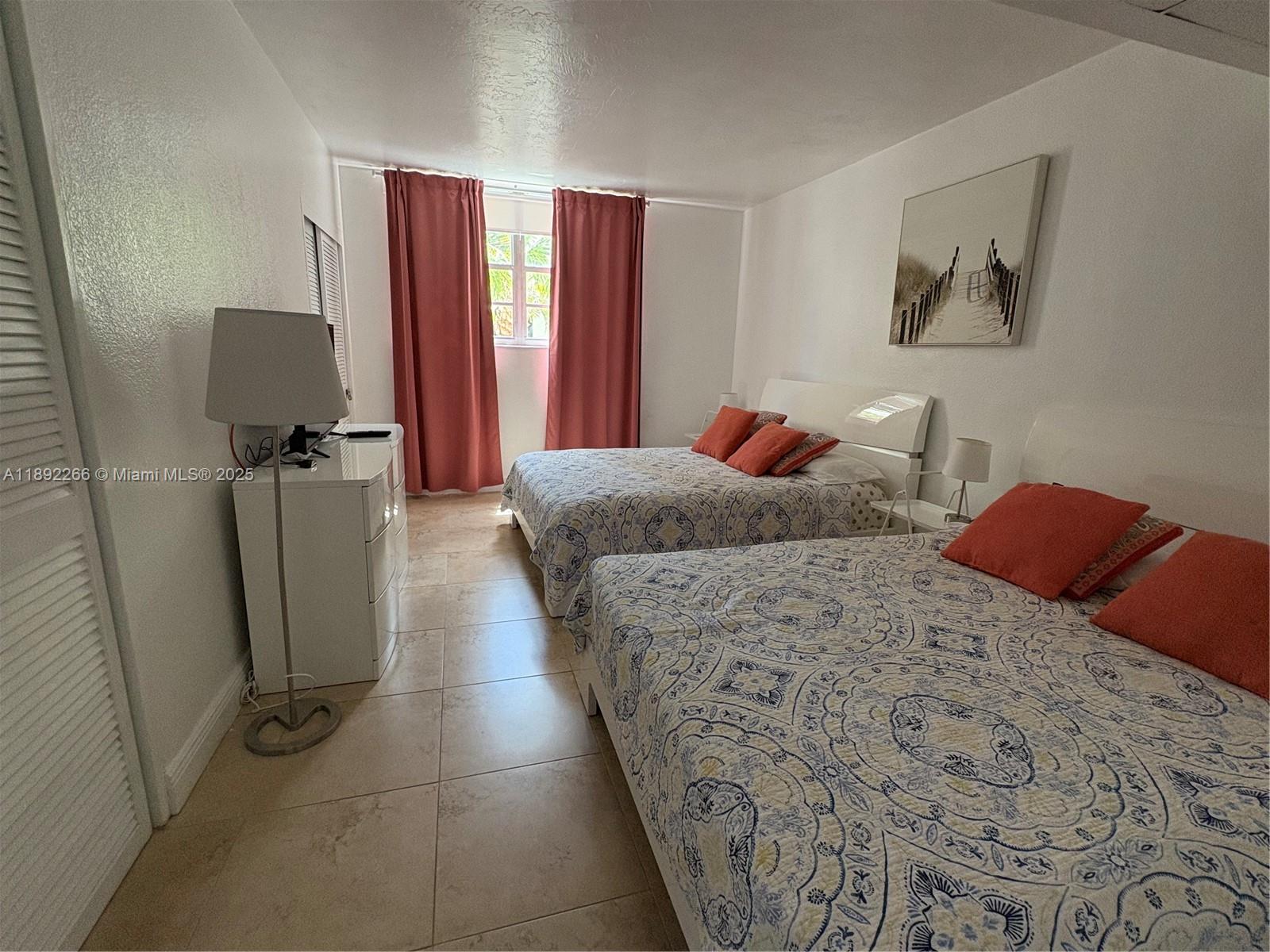 TIDES ON HOLLYWOOD BEACH - Residential Lease
