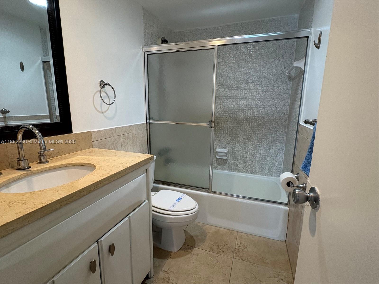 TIDES ON HOLLYWOOD BEACH - Residential Lease