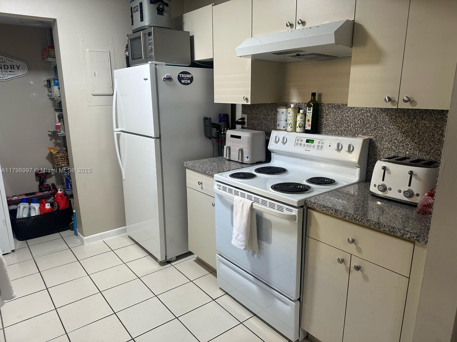 570 NW 114th Ave 103