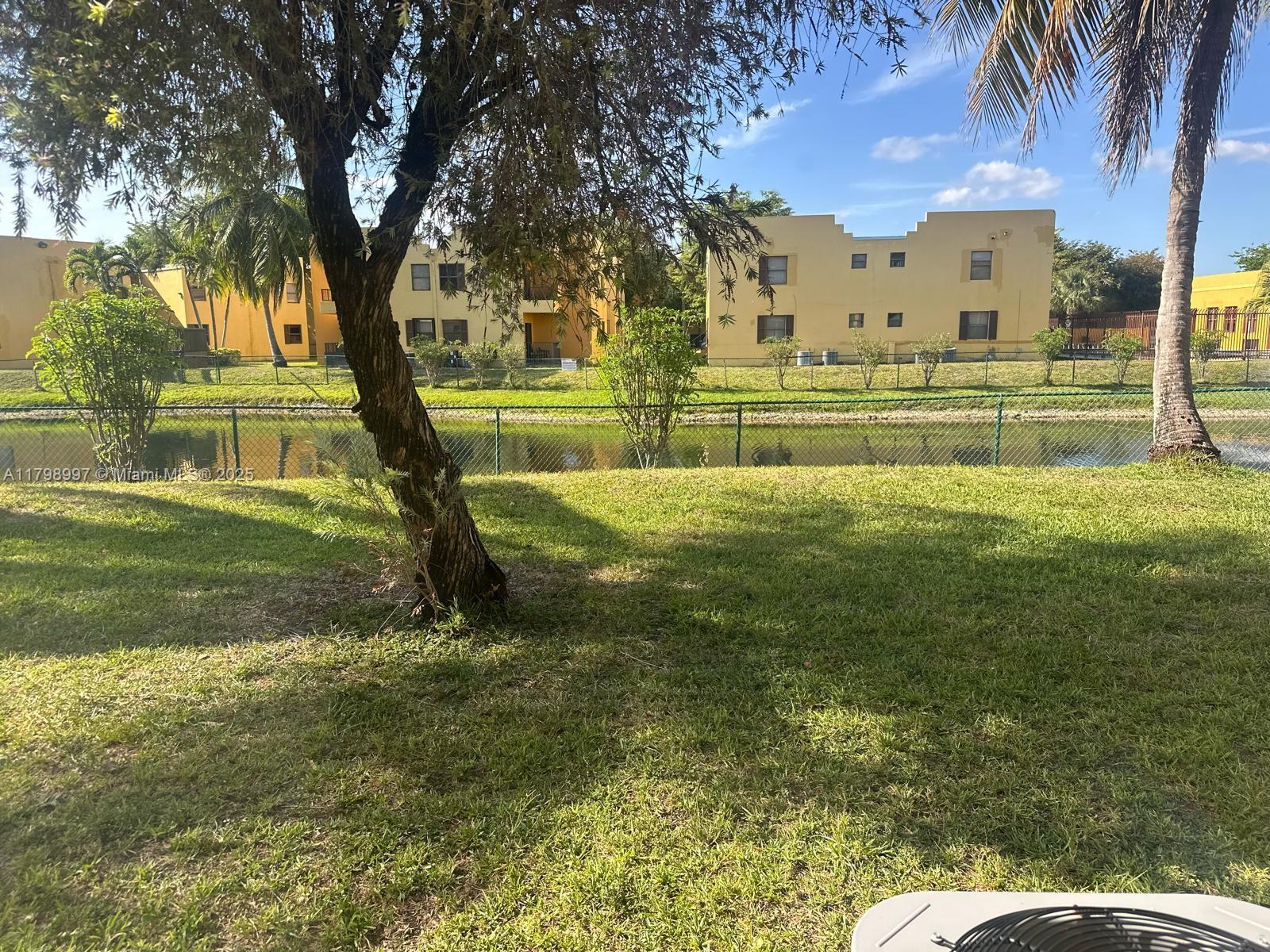 570 NW 114th Ave 103