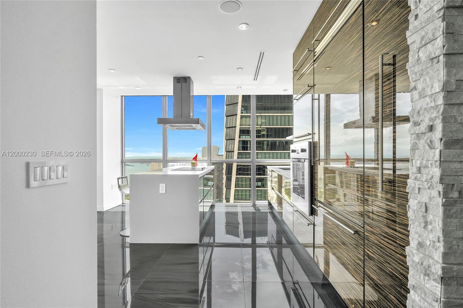 MARQUIS CONDO - Residential Lease