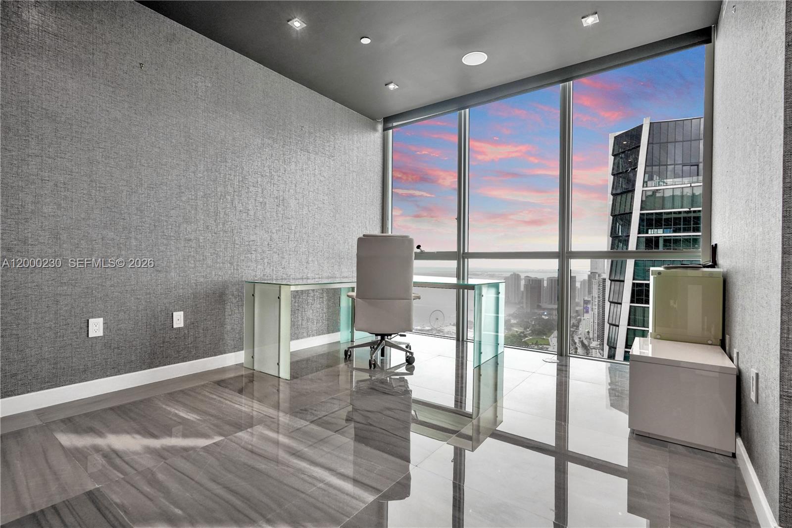 MARQUIS CONDO - Residential Lease