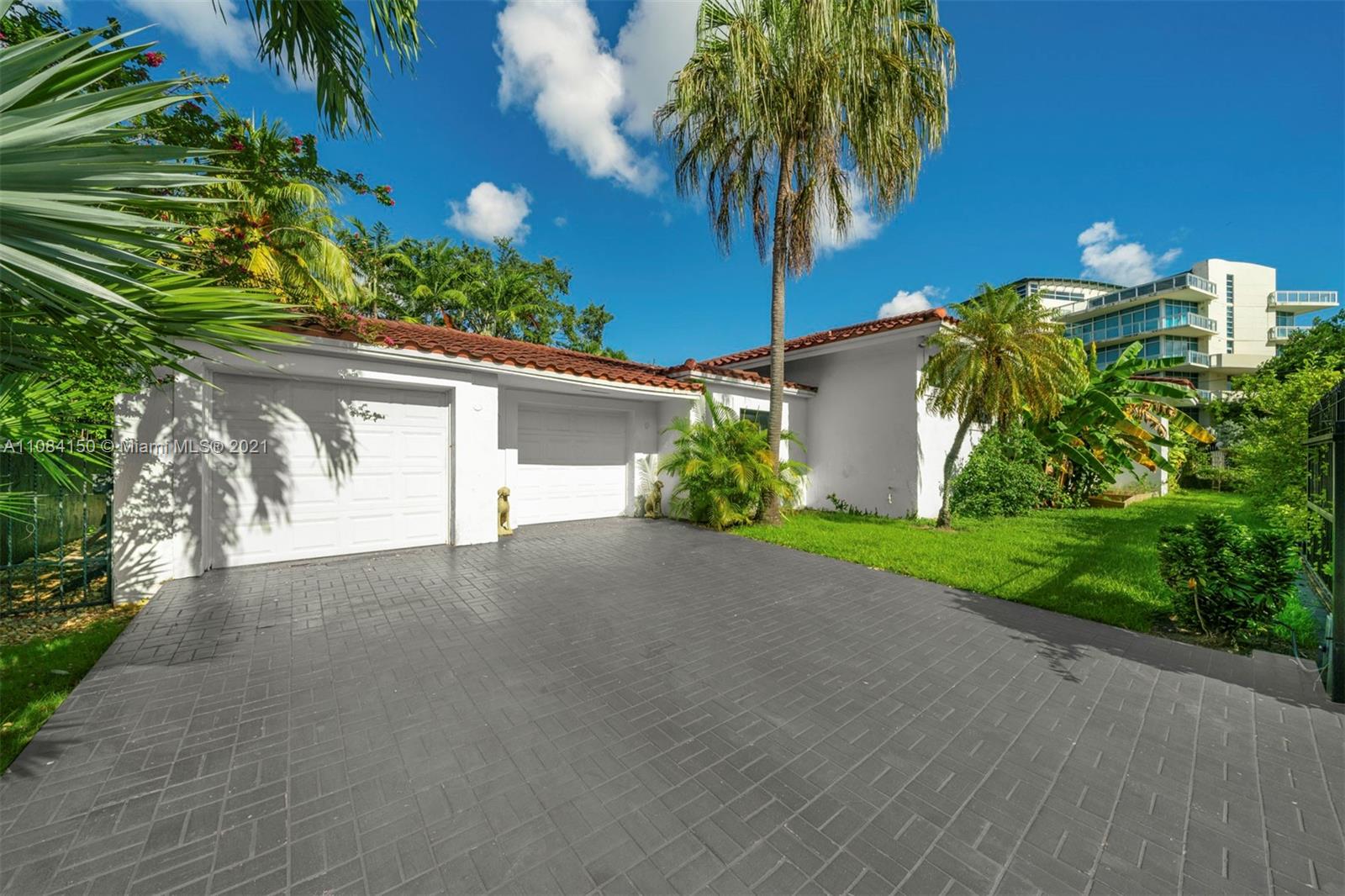 COUNTRY CLUB ADDN - Residential