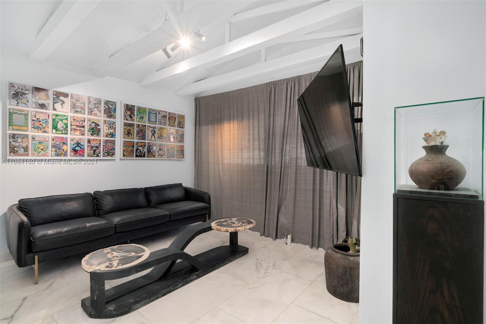 COUNTRY CLUB ADDN - Residential