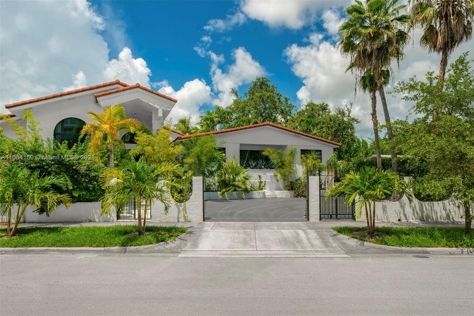 COUNTRY CLUB ADDN - Residential