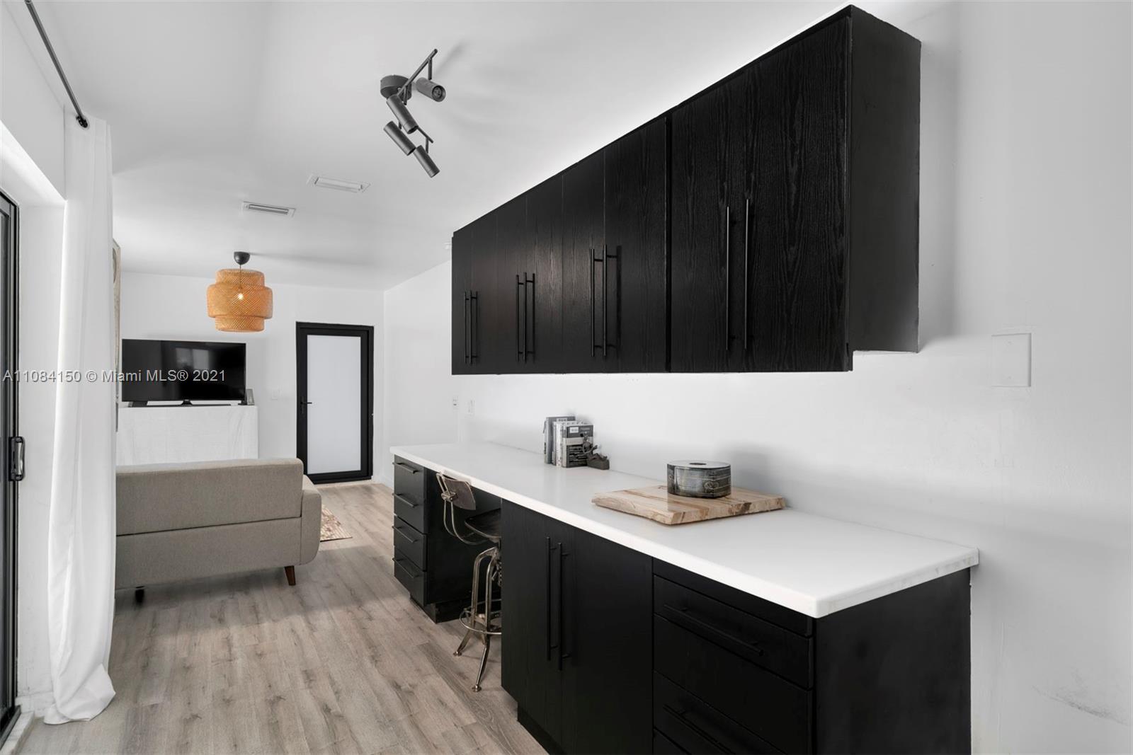 COUNTRY CLUB ADDN - Residential
