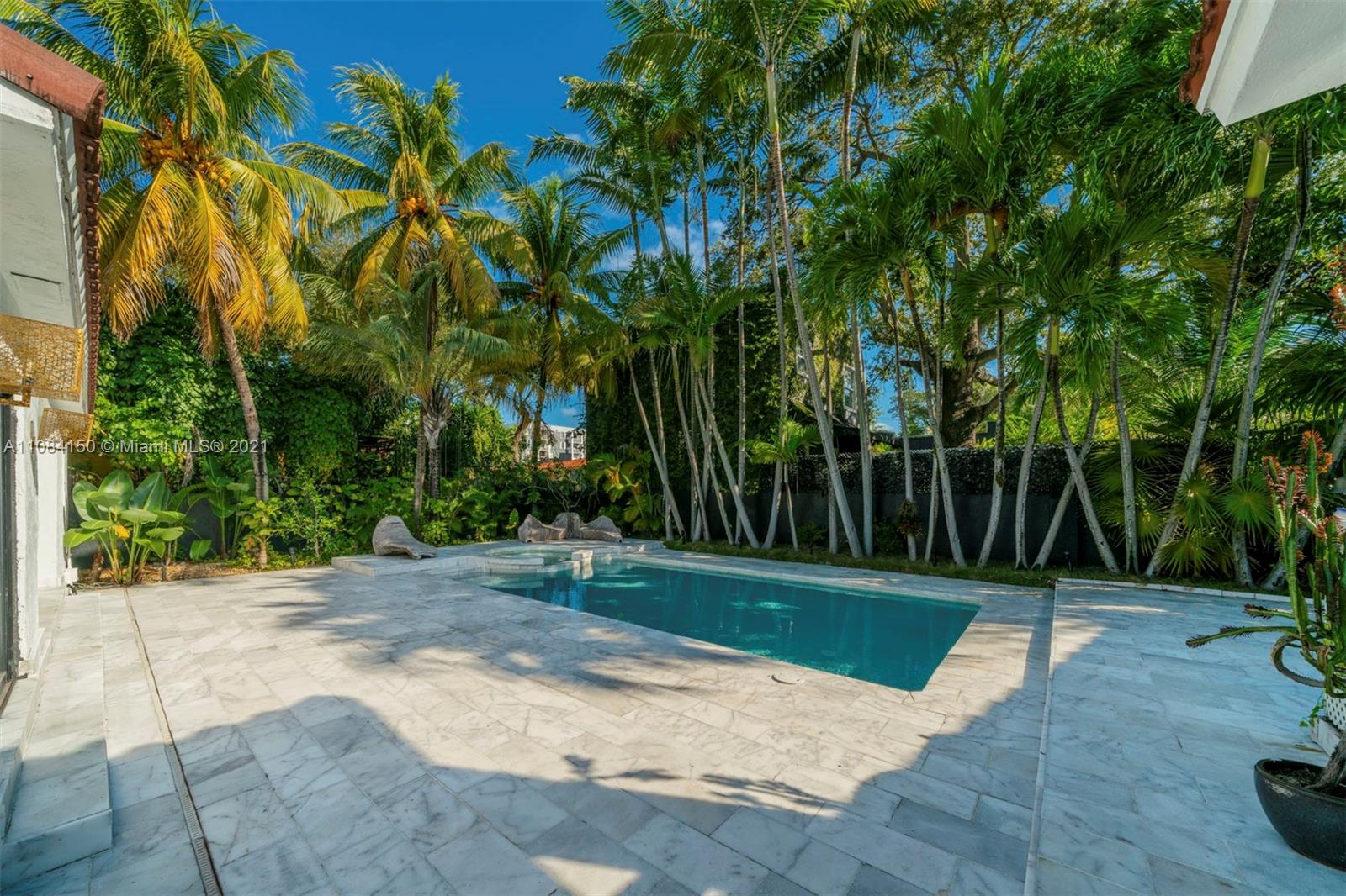 COUNTRY CLUB ADDN - Residential