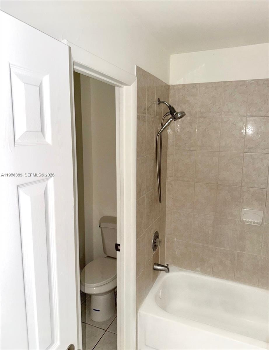 LAKESHORE CONDO I - Residential Lease