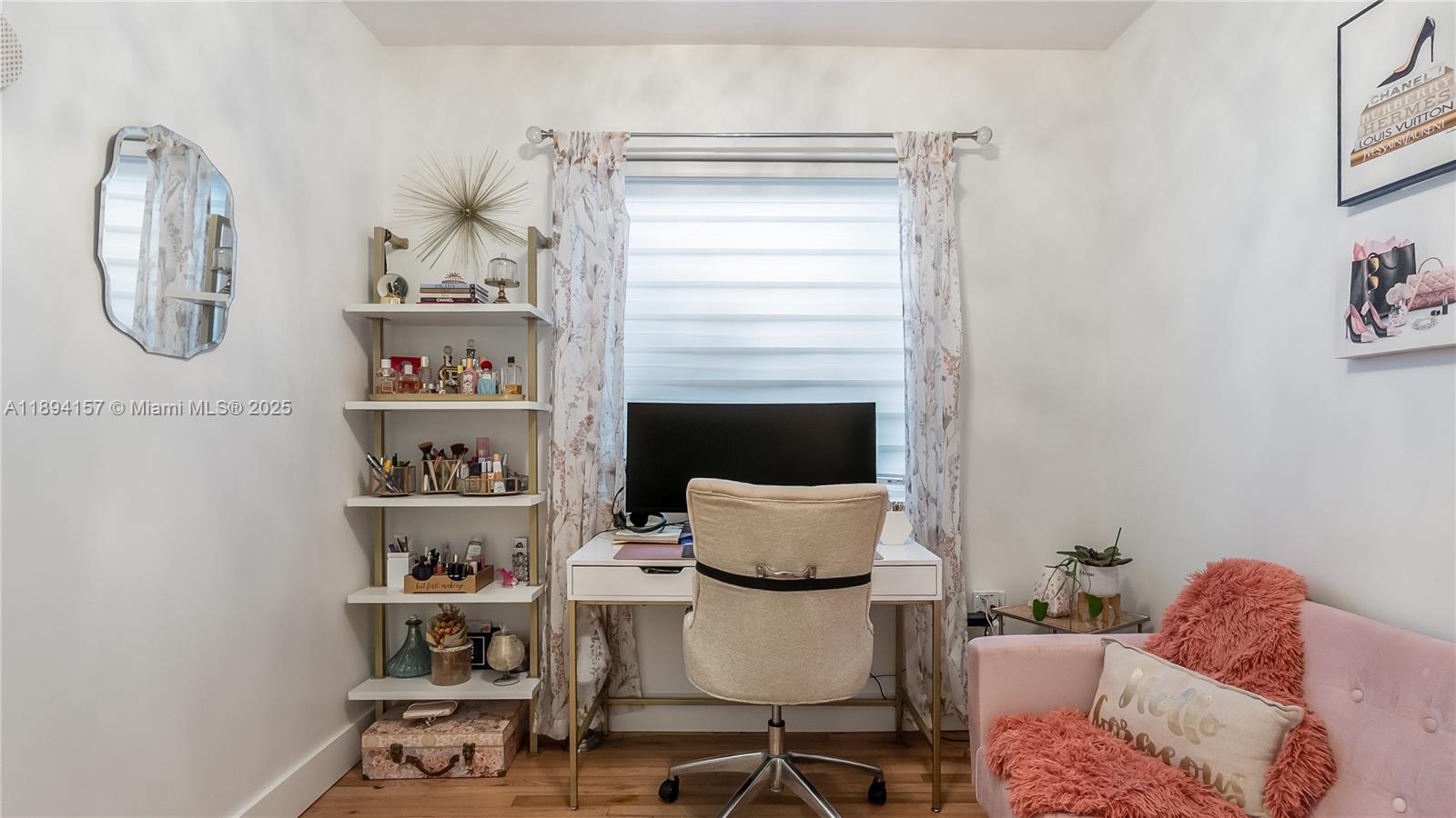 PRIORS 1ST ADDN TO BISCAY - Residential