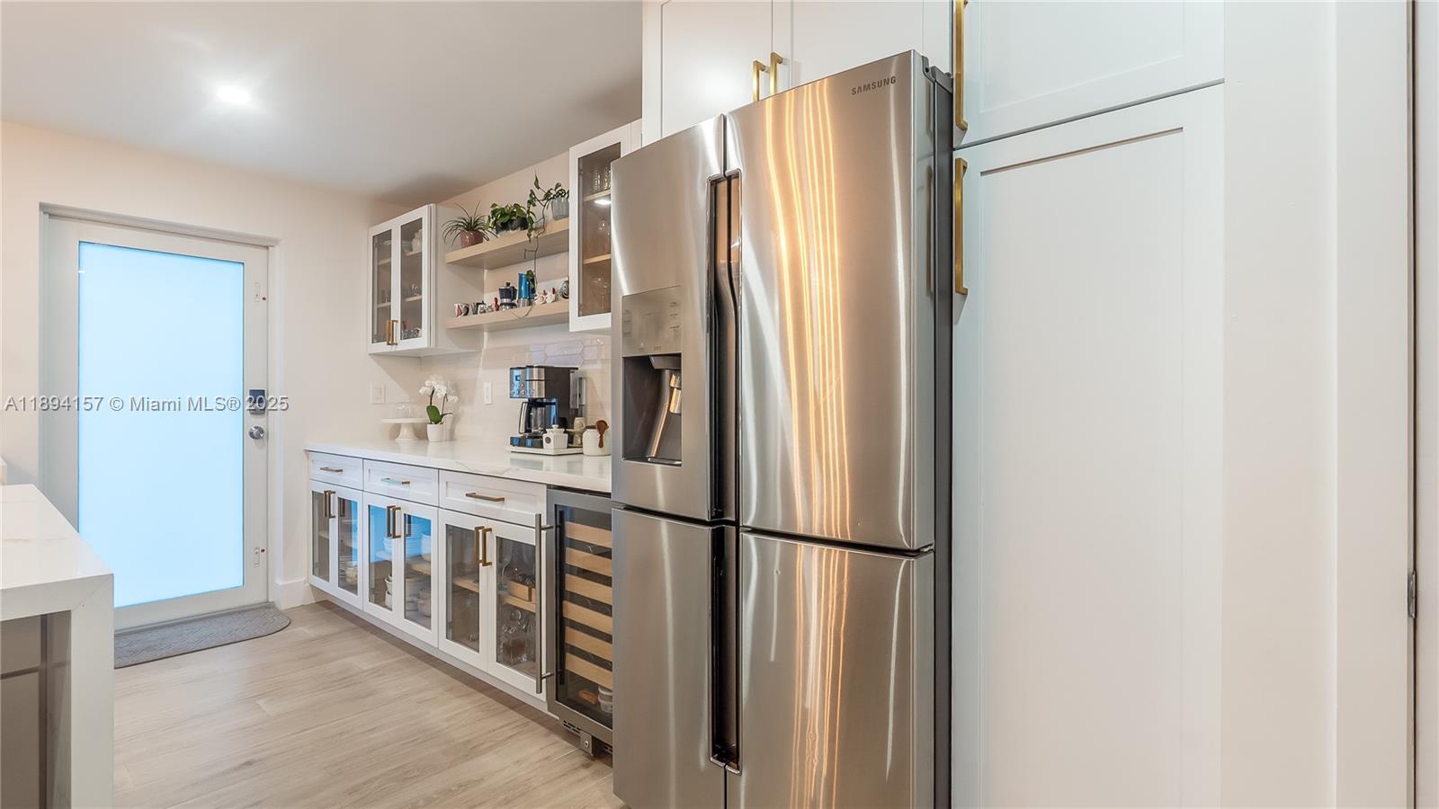 PRIORS 1ST ADDN TO BISCAY - Residential