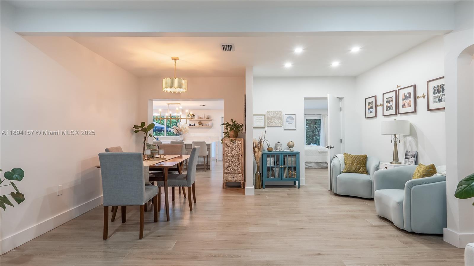 PRIORS 1ST ADDN TO BISCAY - Residential