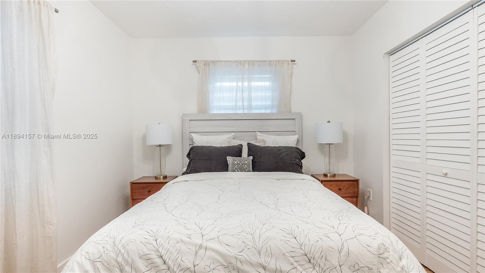 PRIORS 1ST ADDN TO BISCAY - Residential