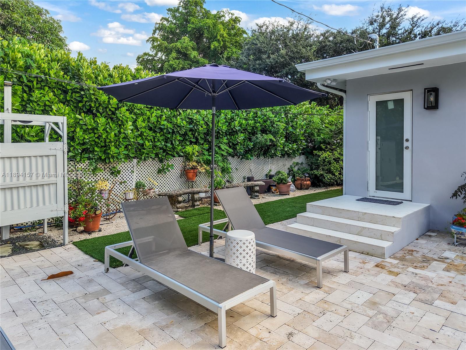 PRIORS 1ST ADDN TO BISCAY - Residential