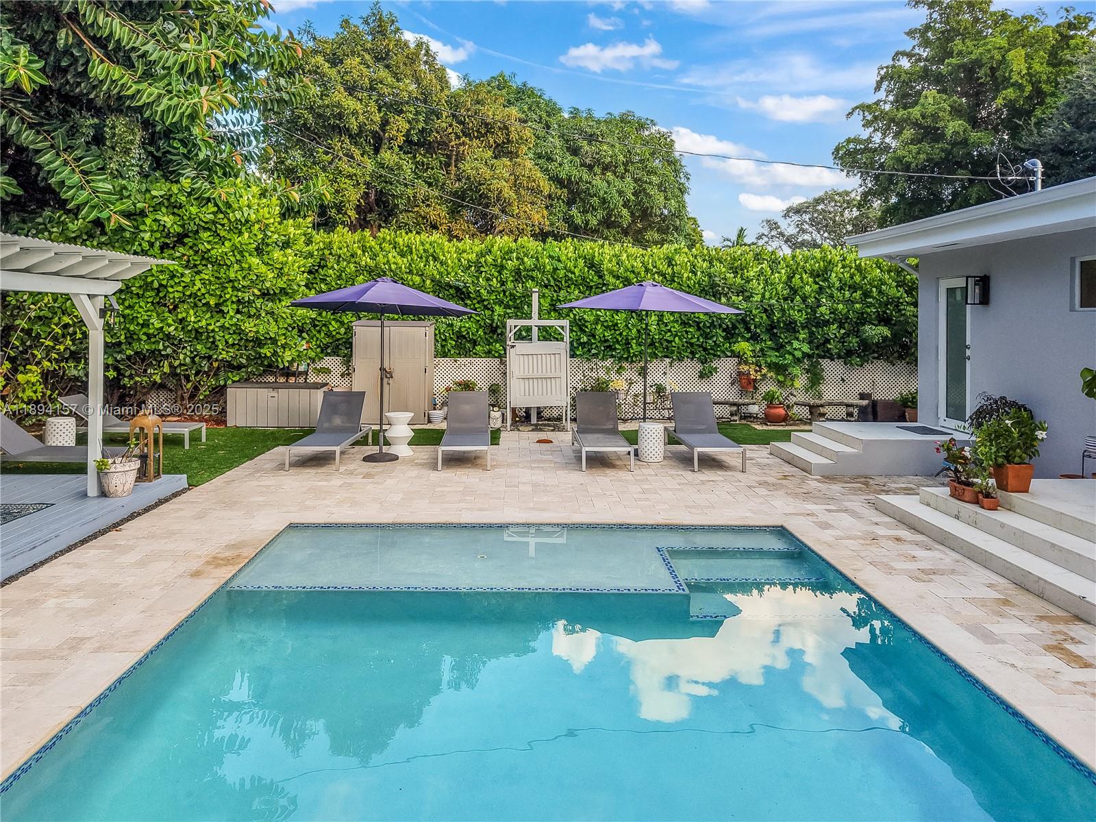 PRIORS 1ST ADDN TO BISCAY - Residential